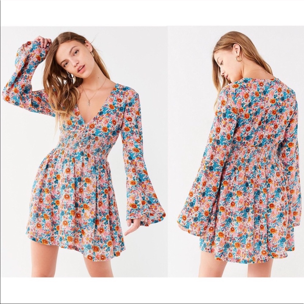 Urban Outfitters | Elise Floral Smocked Dress - Picture 1 of 8